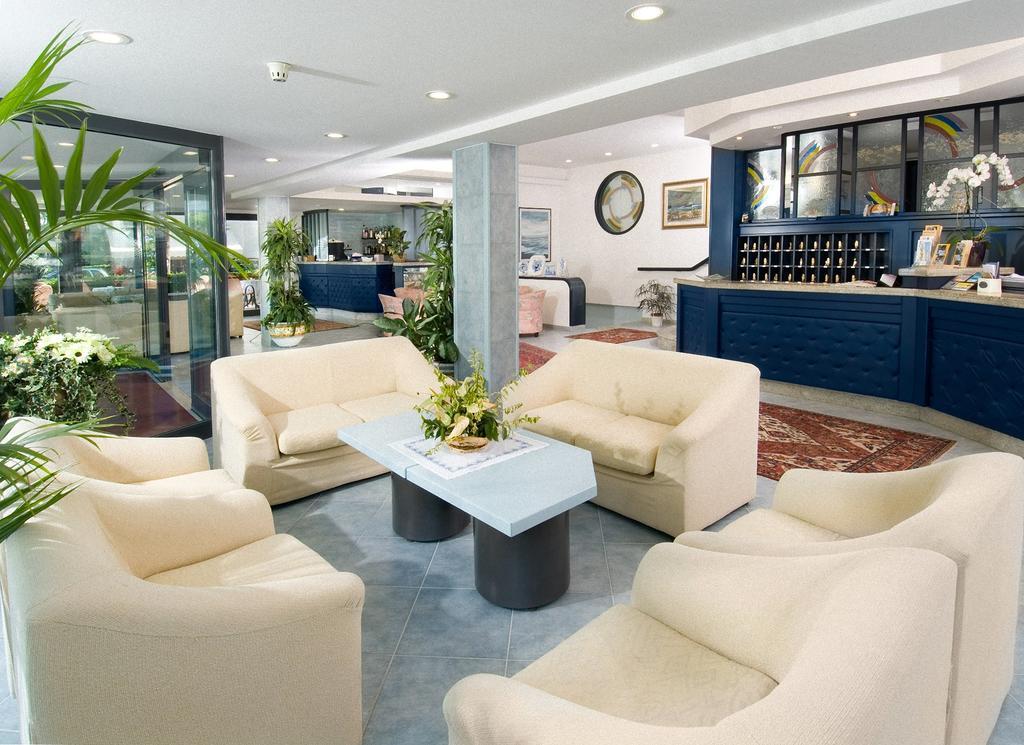 Hotel Clipper Giulianova Kültér fotó