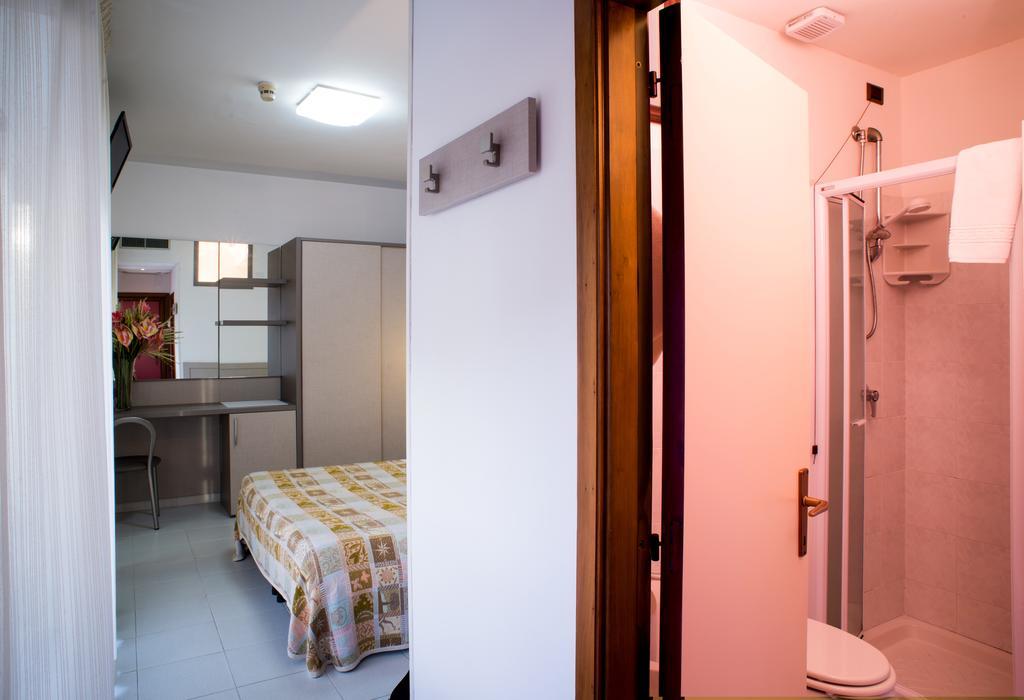 Hotel Clipper Giulianova Kültér fotó
