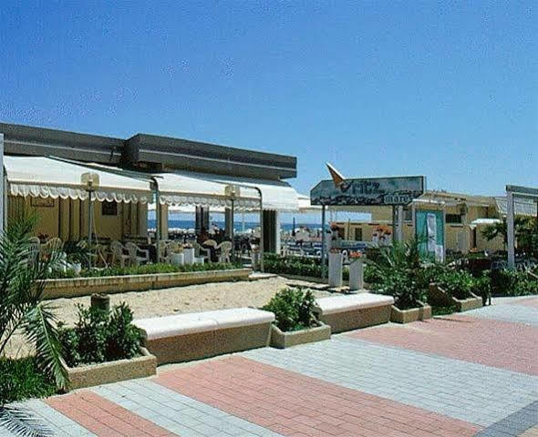 Hotel Clipper Giulianova Kültér fotó