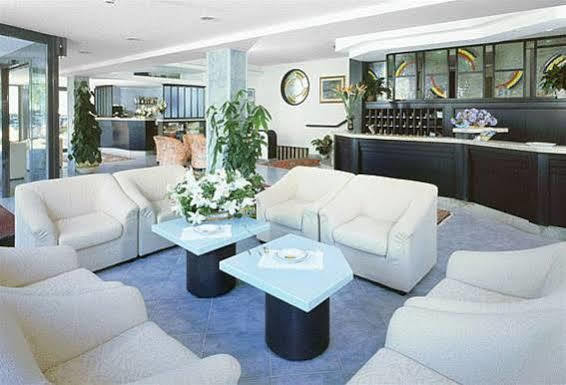 Hotel Clipper Giulianova Kültér fotó